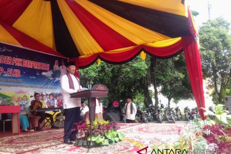 Bupati Solok minta kader PKK lebih berperan dalam peningkatan ekonomi